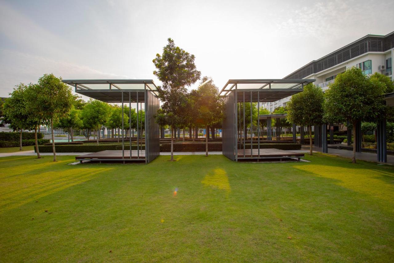 Elegant Living At Loft Imago Kk Apartamento Kampong Sembulan Exterior foto